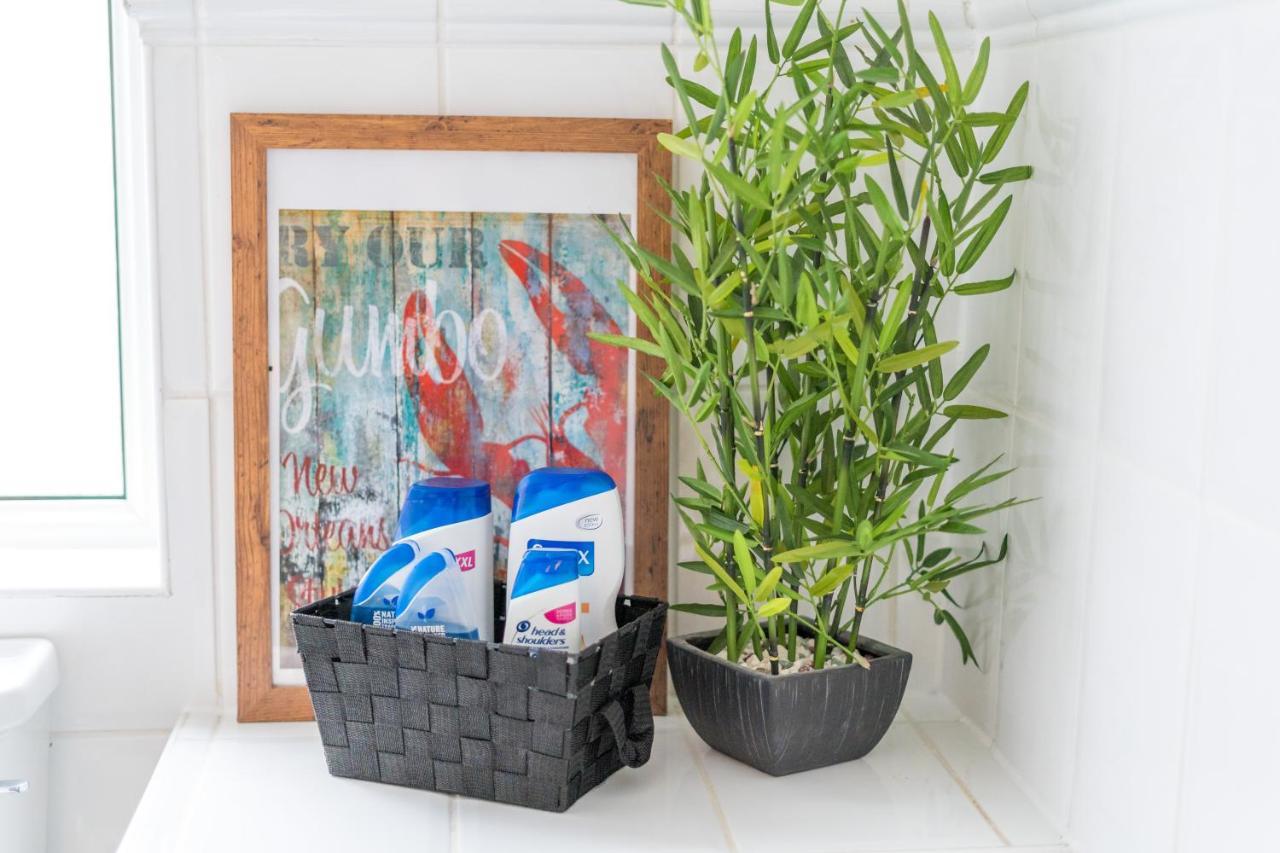 The Ella Fitzgerald - Modern 2 Bedroom Apartment, Super Close To City Centre Cardiff Luaran gambar