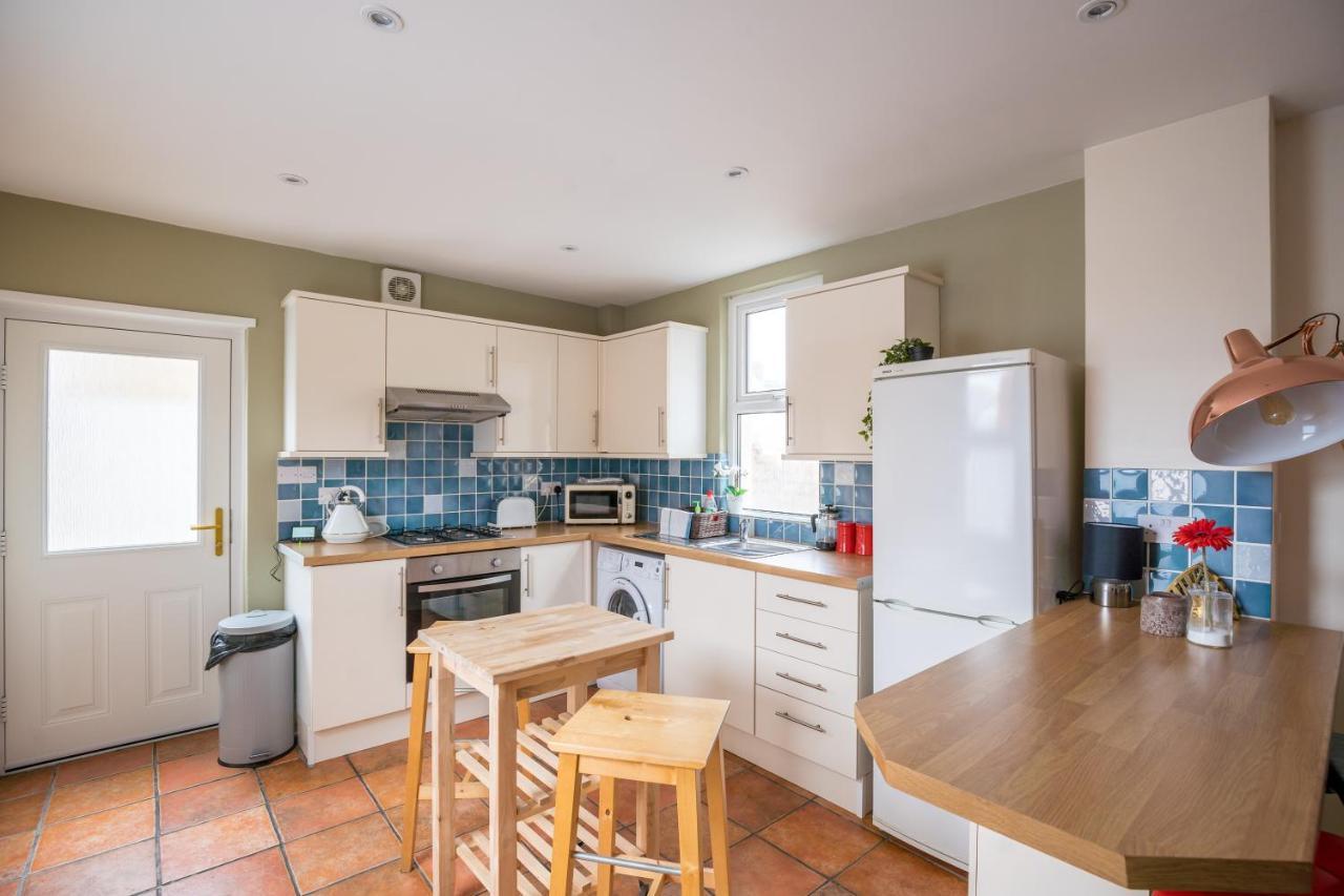 The Ella Fitzgerald - Modern 2 Bedroom Apartment, Super Close To City Centre Cardiff Luaran gambar